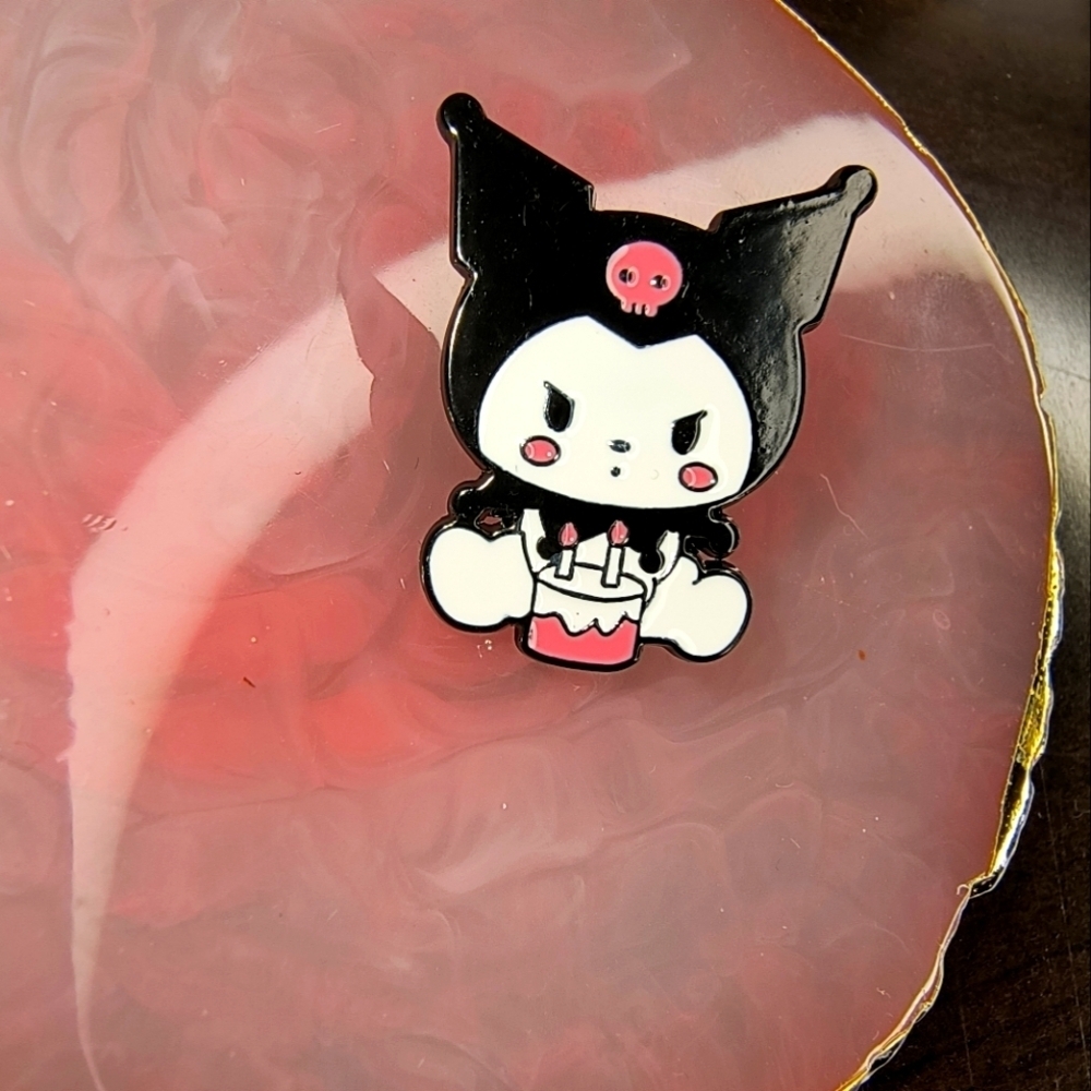 Cute Black and Pink Enamel Pin Sanrio Hello Kitty Kuromi Anime